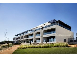 Contemporary 2 Bedroom Penthouse With..