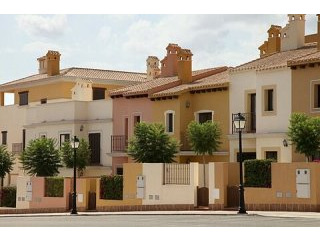 * 3 Bed Spanish Pueblo Style Townhouses
