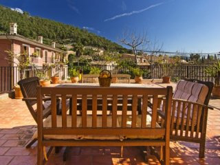 Cosy Townhouse In The Old Town Of Alaro