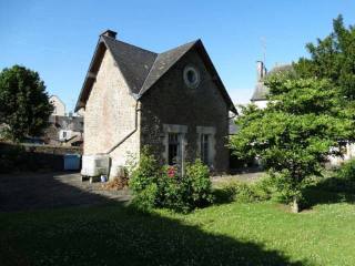 House with Extra Guest Gite Potential