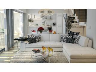 Three Bedroom Apartment, La Vila Paradis