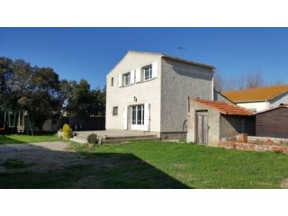 Pretty Character Villa 5 Minutes From..