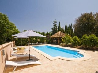 Large Country House With Good Access In..