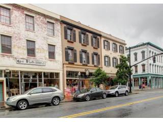 2 bedroom Flat For Sale: Broughton..