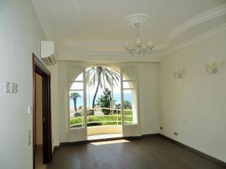 Luxurious seashore apartment, Promenade..