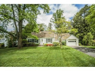 3 bedroom House For Sale: 6 TYLER..
