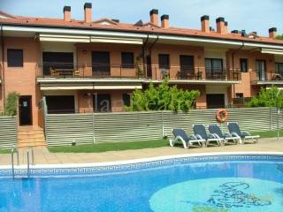 Cosy apartment with swimming pool and..