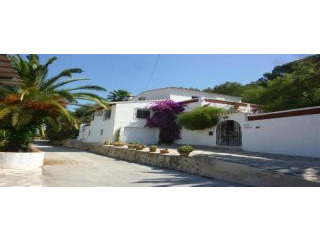3 Bedrooms - Villa - Alicante - For Sale