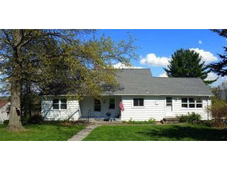 5 bedroom House For Sale: 322 Sunset..