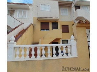 Bungalow a 200 metros del mar en zona Cabo Cervera en..