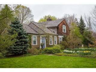Property For Sale: 137 Teddington Park..