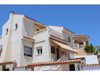 3 Bedrooms - Villa - Alicante - For Sale
