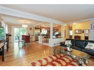 4 bedroom House For Sale: 11..