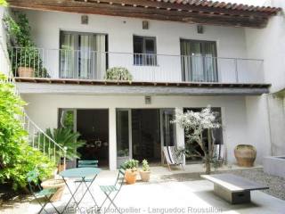 4 bedroom House For Sale: 34340..