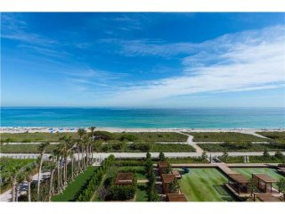 3 bedroom Flat For Sale: 9349 Collins..