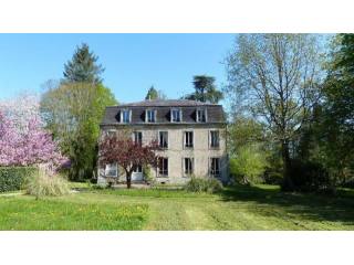 6 bedroom House For Sale: 87000 CHALUS