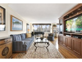 4 Bedrooms - Condo - New York State -..