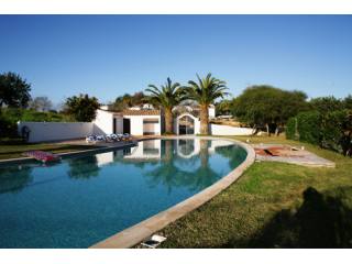 Land - This beautiful "Quinta" is in a..