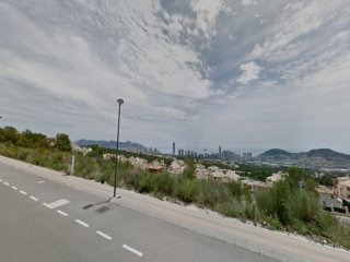 Land In Luxury Location And High Sea..
