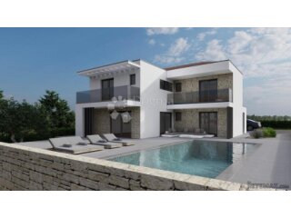 Villa s bazenom u unutrašnjosti Istre