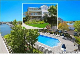 2 bedroom Flat For Sale: 105 Bay Point..