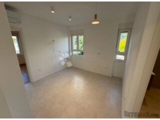 Vojak-97m2,3skl,kompletno adaptiran ,balkon,