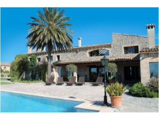 Luxury finca with sea views