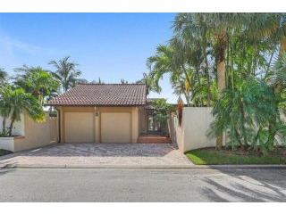 3 bedroom Residence For Sale: Jupiter..