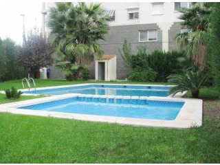 4 bedroom, 2 bathroom Apartment, (build..