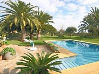 4 Bedrooms - Finca - Alicante - For Sale