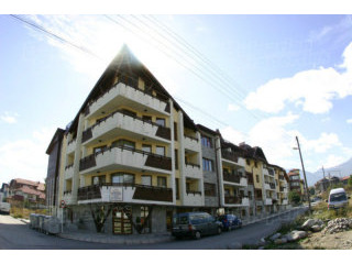 Stylishly Furnished 2-Bedroom Apartment..
