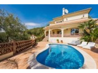 5 Bedrooms - Villa - Malaga - For Sale