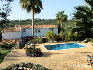4 Beds Detached House For Sale In Loule..