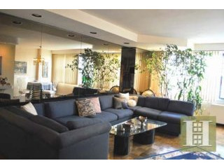 2 bedroom Apartment For Sale:555..