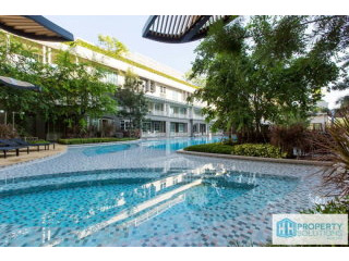 2 Bed Condo With Sea And Golf Course..