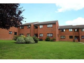 2 bedroom Flat For Rent: Frosthole..