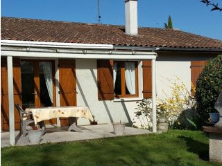maison DOUZAINS 141 700 € *
