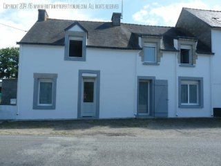 Stone house good renovation big garden..