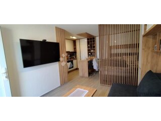 2 APARTMANA OKOLICA GRADA KRKA