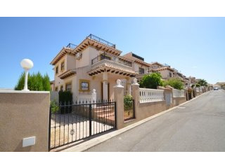 Townhouse In Villamartin, Orihuela..