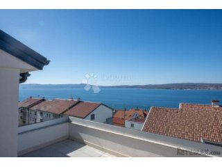 Odličan penthouse u blizini mora