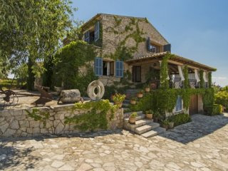 Natural Stone Country House With Great..