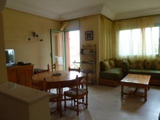 Apartment 2 Beds - Lounge - 1.5bath -..