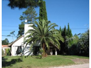3 Bedroom House - For Sale - Pinares
