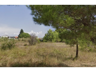 PRIVLAKA GRAĐEVINSKO zemljište 300m od mora