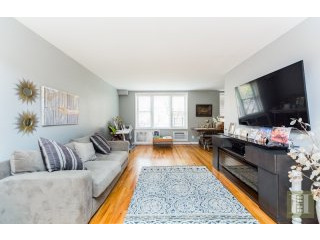 2 bedroom Apartment For Sale: 2390..
