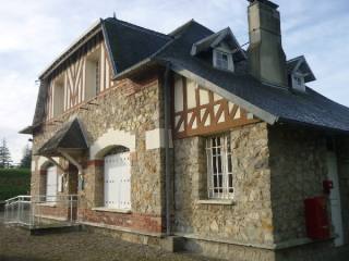 Character French Property