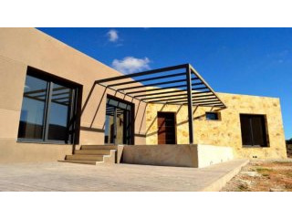 New build villa 180sq mtrs with pool..