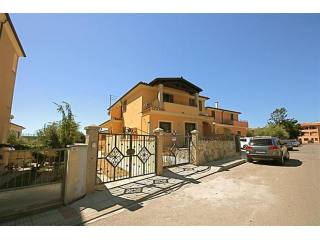 3 Bedrooms - Apartment - For Sale
