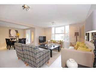Flat 9, Boydell Court